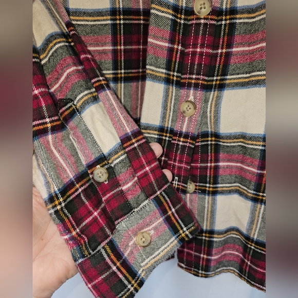Madewell • Womens Flannel • Long Sleeve • Size Medium •Red and Black - Picture 2 of 6